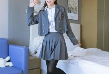 [BoBoSocks袜啵啵]NO.315 小沫-平底鞋、厚黑丝、模特穿鞋及丝袜踩玩偶小熊剧情[140P+1V／6.44GB]-妹子图