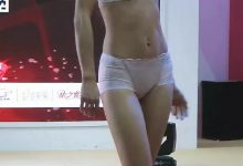 2019深圳内衣展盐步走秀现场[mp4/131M]-妹子图