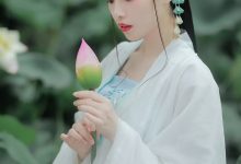 [YITUYU艺图语]2022.06.16 采莲曲 _喵喵家的小鱼干_[22+1P／393MB]-妹子图