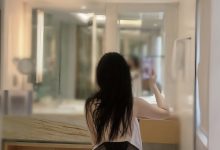 俏妞qiaoniuTT - 束带丝袜蜜桃臀[44P-235MB]-妹子图