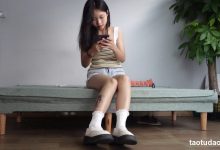 Pary摄影视频 006 大学生诗诗脱鞋袜贴上纹身贴展示36码娇小美脚[1V／2.1GB]-妹子图