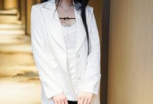 [Ugirls尤果网]爱尤物 2021.10.30 No.2204 萌汉药baby 恋爱氛围 [35P]-妹子图