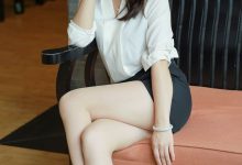 [IESS异思趣向] 2021.11.03 丝享家964：小婕《沙发上的佳人》[100P／116MB]-妹子图