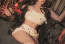 奇行家狗崽 - NO.04 玉桂狗睡衣 [18P-226MB]-妹子图