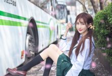 王羽衫 -JK大巴 [20P-26.7MB]-妹子图