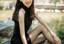 SIW斯文传媒 007 黑色高领无袖修身绸面连身衣裙 - 蓉儿 [61P-163M]-妹子图