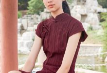 SIW斯文传媒 010 复古中式紫色条纹棉质旗袍 - 丽莉 [65P-164M]-妹子图