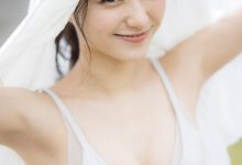 高田里穗写真集 「お姉さんが大好きだ！」-妹子图