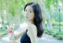 [YITUYU艺图语]2022.09.08 晨练日 饲猫少女-[26+1P／237MB]-妹子图