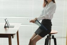 [IESS异思趣向] 2022.10.25 丝享家 1248 小六《灰丝平板》[92P-85.8M]-妹子图