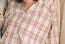 吊带美女性感长腿美女诱人写真-妹子图