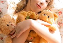 腼腆女生性感美女俏皮诱惑写真-妹子图