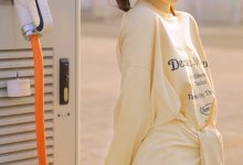 俏皮可爱美女性感户外美女照片-妹子图