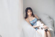 性感麻花辫美女前凸后翘撩人写真图片-妹子图