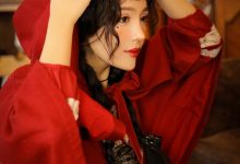 妖艳美女红色精灵cos美女性感写真-妹子图