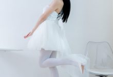 物恋传媒 NO.2233 小影-小影-高跟鞋、厚白丝[150P-1V-4.35G]-妹子图