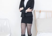 物恋传媒 NO.2306 青柠-高跟长靴、薄黑丝（脚尖加固款）、ol制服[260P-1V-6.48G]-妹子图