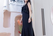 [BoBoSocks袜啵啵]NO.511 奶油-平底鞋、厚黑丝、做瑜伽动作时老头乐挠脚剧情[140P+1V／5.67GB]-妹子图