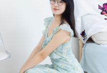 物恋传媒 NO.2350 小椿-高跟鞋、白棉袜、裸足[150P-1V-3.15G]-妹子图