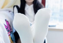 物恋传媒 No.2369 嘉木-长靴、长筒小腿白棉袜、蝴蝶薄肉丝 [200P1V-3.91GB]-妹子图