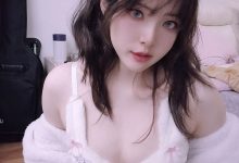 Natsuko夏夏子-玉桂狗内衣自拍[32P-40.8MB]-妹子图