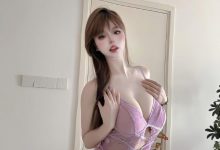 微密圈 空心柚七 [吊带紫色套装 [16P+6V-195MB]-妹子图