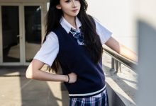 足愉心 NO.019 果酱（搭配：JK制服、小皮鞋、黑色丝袜、肉色打底裤）[109P+2V／10.9GB]-妹子图