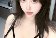 微密圈-爱喝牛奶的墩墩[黑色情趣衫[19P+11V-101MB]-妹子图