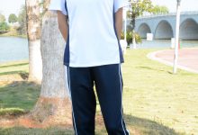 爱月下 NO.004 秀秀【浅发校服】其实我喜欢酷酷的，今天第一期被安排了校服！[130P1V-9.94GB]-妹子图