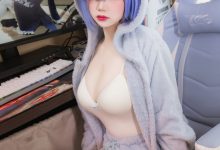 雪晴Astra –  雷姆猫[13P-106.8M]-妹子图