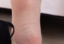 物恋传媒 No.2556 小紫-三双高跟鞋、薄肉丝、裸足 [165P1V-6.05GB]-妹子图