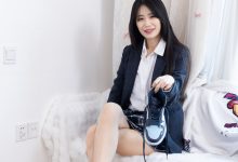 物恋传媒 No.2630 菜菜-皮鞋、薄灰丝、裸足、jk制服 [164P1V-4.01GB]-妹子图