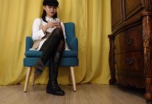 A&F No.275 王雪梅-穿着洛丽塔服装展示黑丝裸足 第1部 [MP4-2.45GB]-妹子图