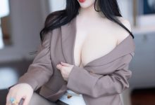 允爾《黑丝情趣》原版写真-妹子图